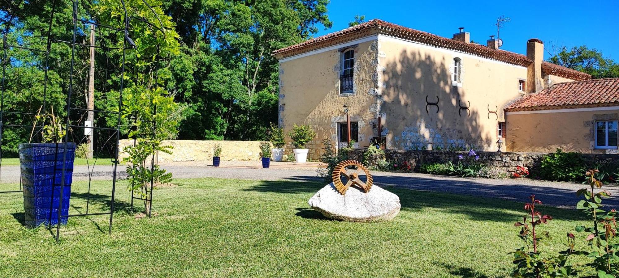 Hotel Le Moulin De Laumet Vic-Fezensac Zewnętrze zdjęcie